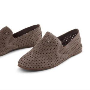 Lucky Brand Charsa Perforated Leather Flats 8.5M